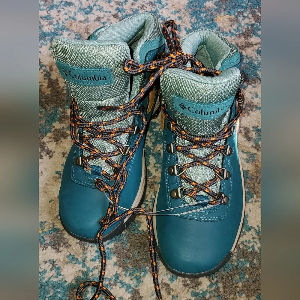 New Columbia Women's Newton Ridge Plus, Deep Wave/Dusty Green Size W/5.5 M/4 - Picture 3 of 7